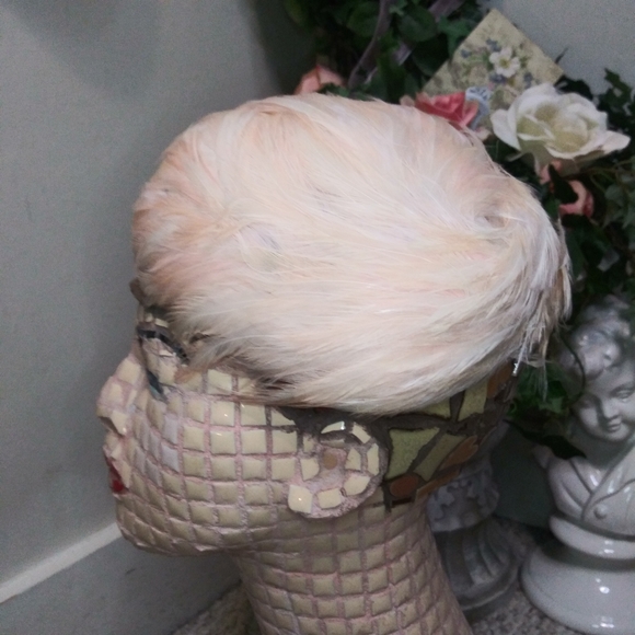 Vintage Pale Pink Feather Fascinator - Picture 2 of 8